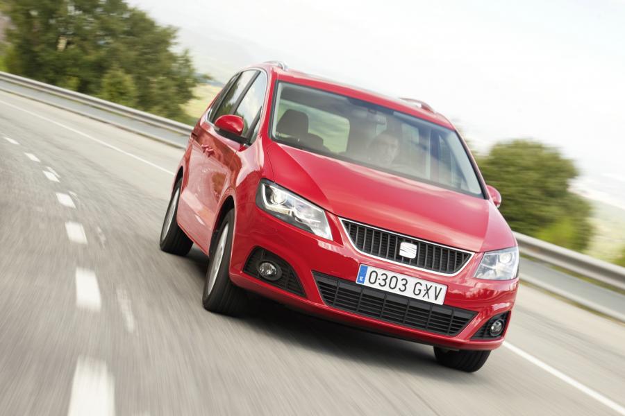  Seat Alhambra 2010 года  (фото 8 из 113)